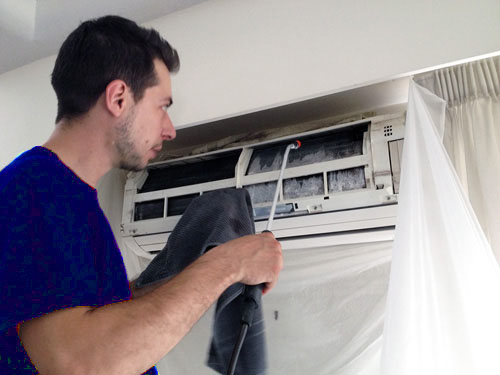 Hướng dẫn cách sửa máy lạnh chảy nước tại nhà